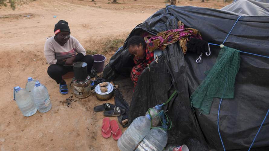 الاتحاد الأوروبيّ متهم بتمويل عمليات ترك المهاجرين الأفارقة في الصحراء
