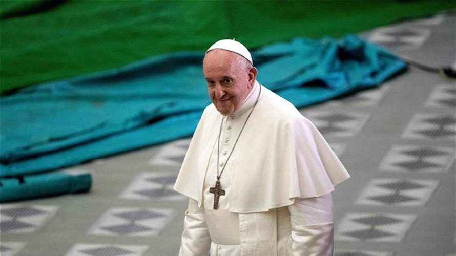 البابا فرنسيس يشارك في انطلاق مباراة كرة قدم رمزية في إطار الاحتفالات بمهرجان "اليوم العالمي الأول للأطفال"