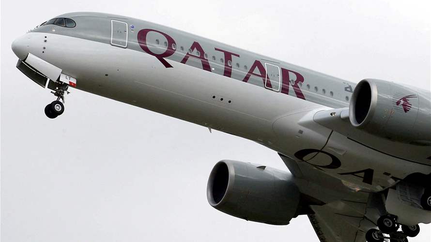 Qatar Airways is in talks to purchase aircraft from Airbus and Boeing