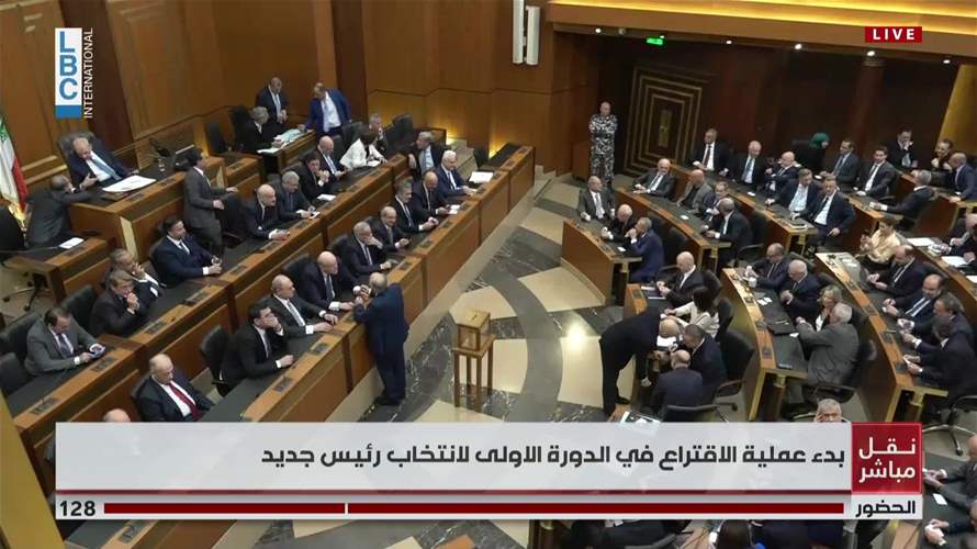 فيديو- بري عند بدء الدورة الاولى قبل رفع الجلسة لساعتين: "بدي اضهرلي شي ساعتين لبرّا اعمل شوية مشاورات ... اللي بدو يتغدى يتغدى.. اللي بدو يجيب ساندويشة .. يصطفلو" 
