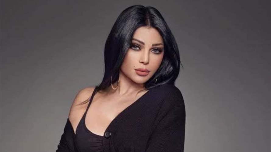 هيفاء وهبي تخطف الأنظار بإطلالة خضراء من توقيع إيلي صعب (صور)