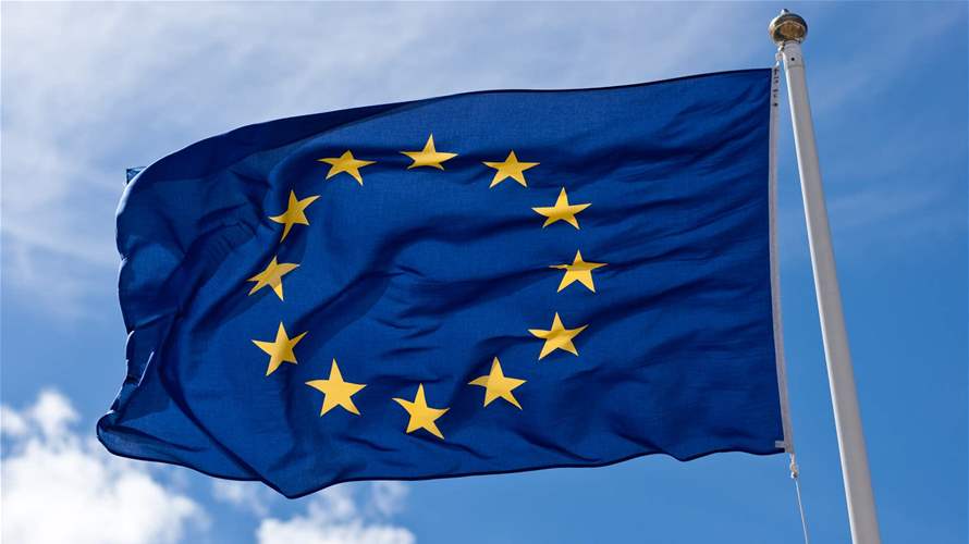 EU chief at Paris summit calls to keep 'pressure' on Russia with sanctions