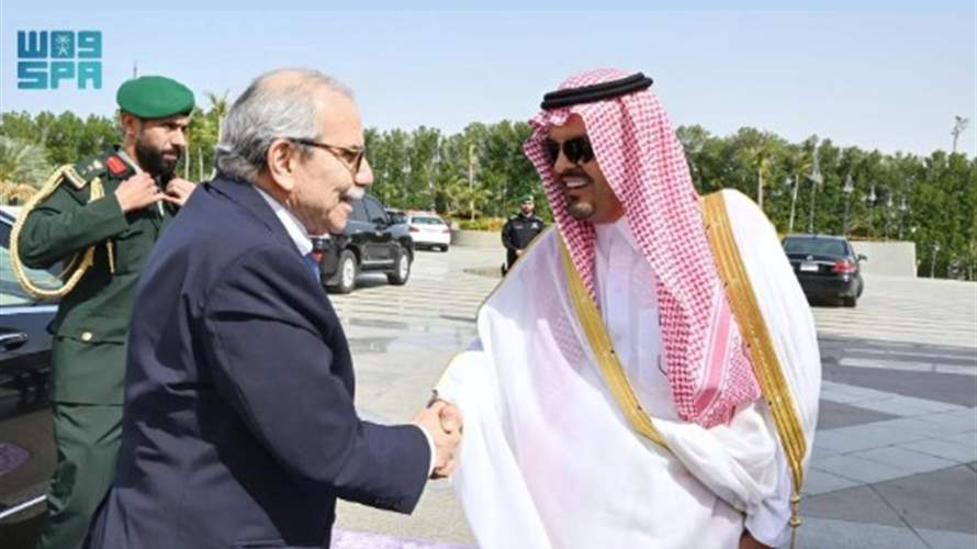 سلام يغادر جدة