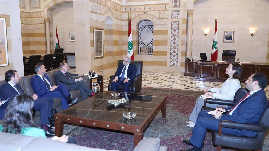 Lebanese PM Salam holds series of meetings to discuss economic and financial situation