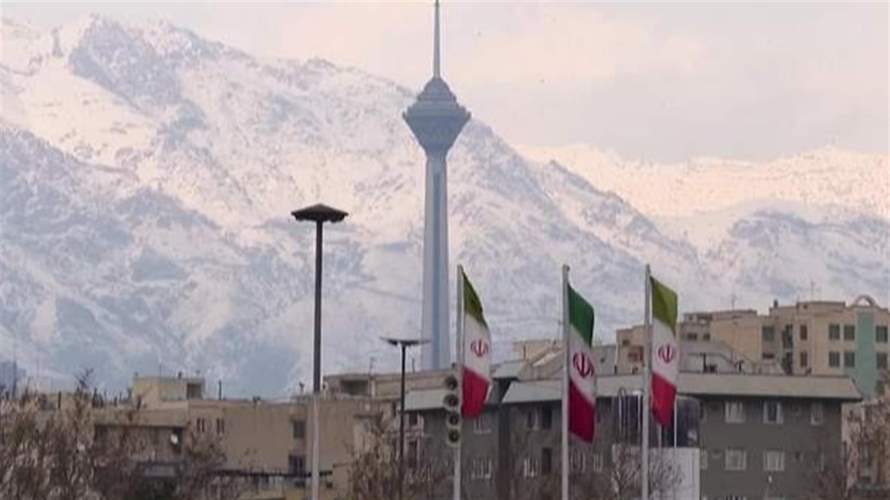 بين اللقاء المباشر وغير المباشر مع إيران... لواشنطن خطة B-2