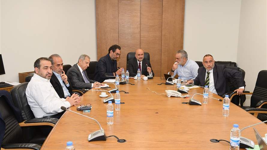 "الشباب والرياضة" تتابع ملف المنشآت الرياضية... أبي رميا: جلسات متتالية لاكتشاف مكامن الهدر أو الفساد