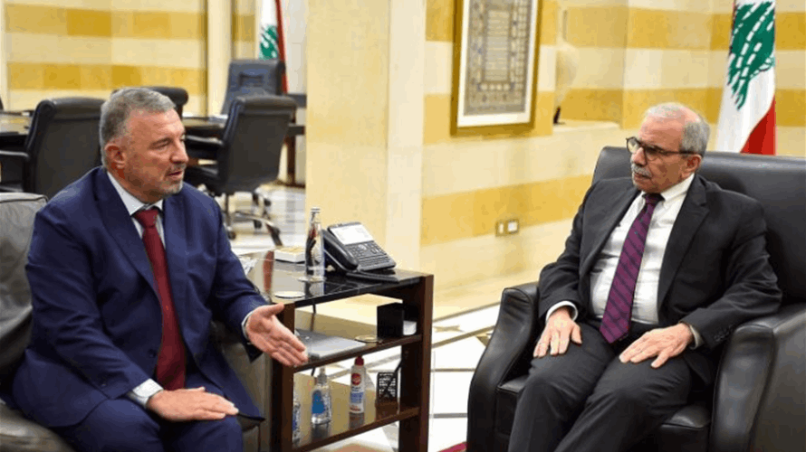 سلام بحث مع كاريه في إجتماعات الربيع في واشنطن والتحضيرات لمشروع إعادة الإعمار