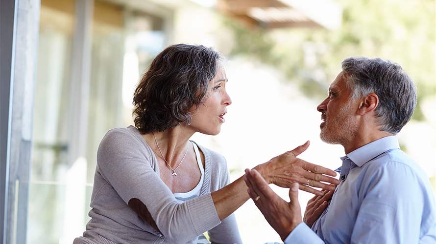 "تؤدي إلى الطلاق"... عالم نفس يكشف: هذه السلوكيات تدمر العلاقات العاطفية