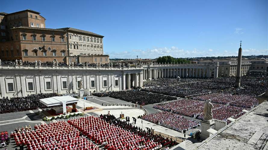 At least 400,000 people at Vatican, line Rome streets for Pope Francis' funeral 