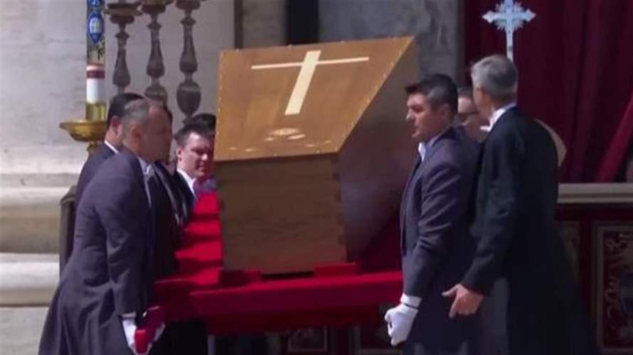 Ciao, Francesco ...جنازة بابا الفقراء