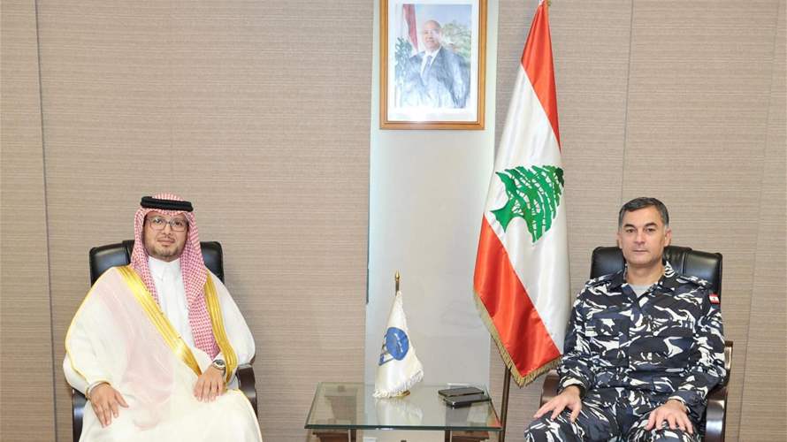 سفير المملكة لدى لبنان يزور المدير العام لقوى الأمن الداخليّ اللبنانيّ 