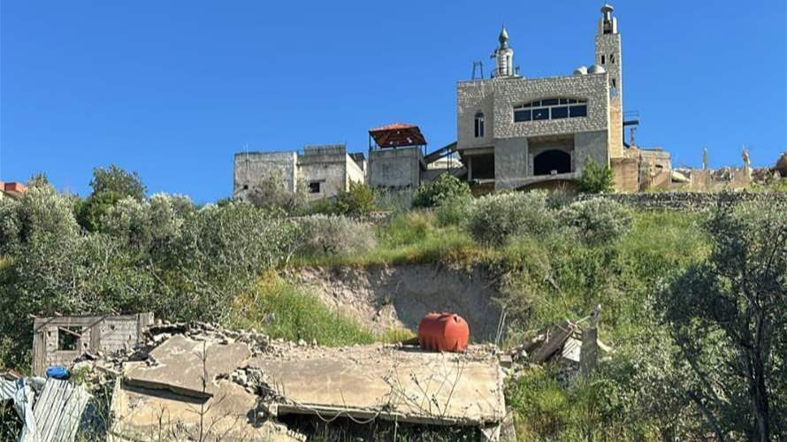 Israeli drone targets destroyed house in Majdal Zoun, southern Lebanon, injuring one