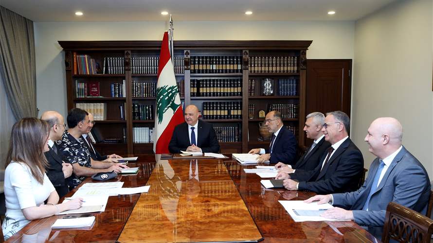 الرئيس عون ترأّس اجتماعاً أمنيّاً وإداريّاً بحضور وزير الداخلية الذي أطلعه على مسار المرحلة الثانية من الانتخابات البلدية والاختيارية في محافظتَي الشمال وعكّار