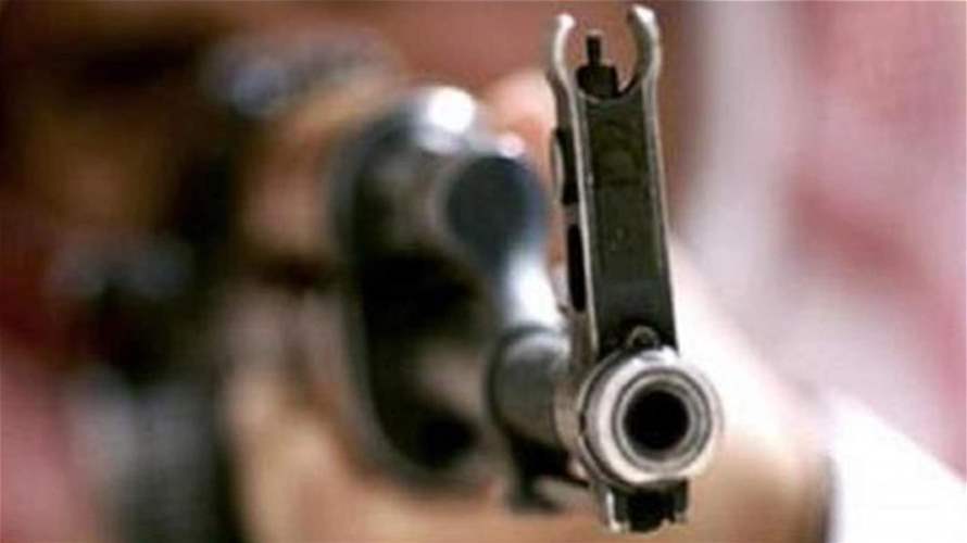 جريح في إطلاق نار في برقايل