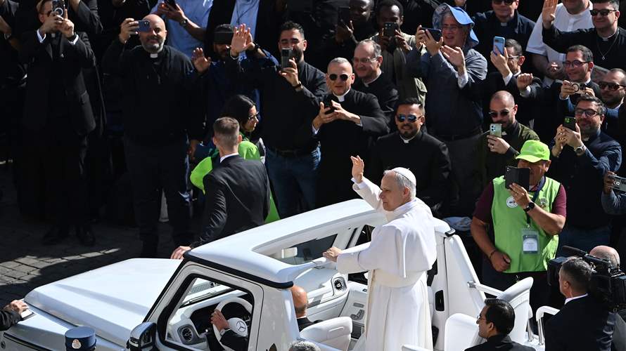 Pope Leo XIV makes first tour of St Peter's Square in popemobile