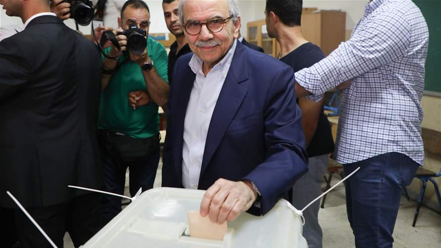 PM Salam urges higher turnout in Beirut, says voter participation still low
