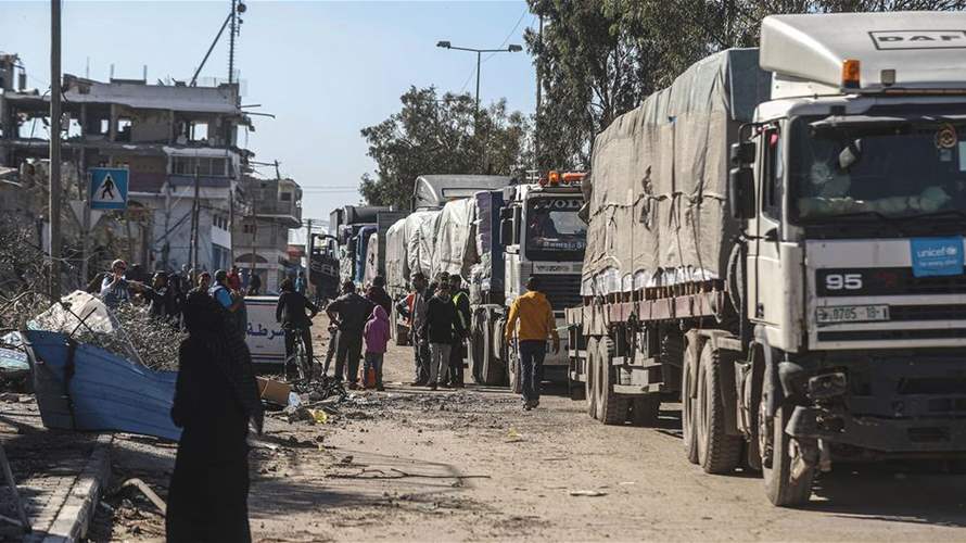 إسرائيل سمحت لتسع شاحنات محملة بالمساعدات بالدخول إلى غزة 