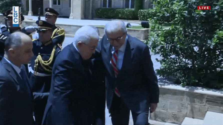Palestinian president meets Lebanese PM Salam