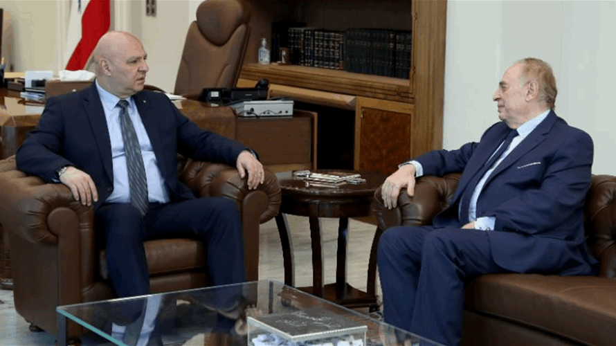 الرئيس عون تناول مع البستاني ملفات مكافحة الفساد وعمل مصلحة تسجيل السيارات 