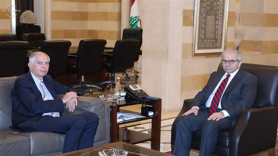 سلسلة إستقبالات لنواف سلام...