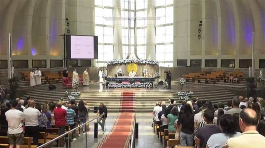 قداس إلهي في بازيليك سيدة حريصا بمناسبة إختتام الشهر المريمي