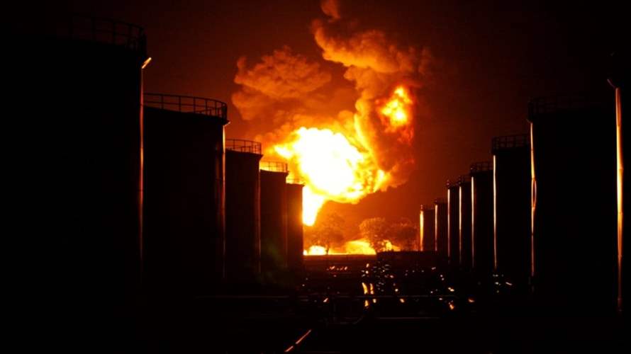 حريق يتسبب بإغلاق أكبر مصفاة نفطية في الإكوادور