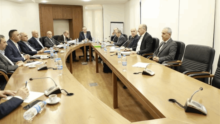 الإدارة والعدل: دمج إقتراحي قانوني الوساطة الإتفاقية والقضائية وإعادة صياغة بعض مشروع قانون تنظيم مزاولة مهنة علوم الأشعة