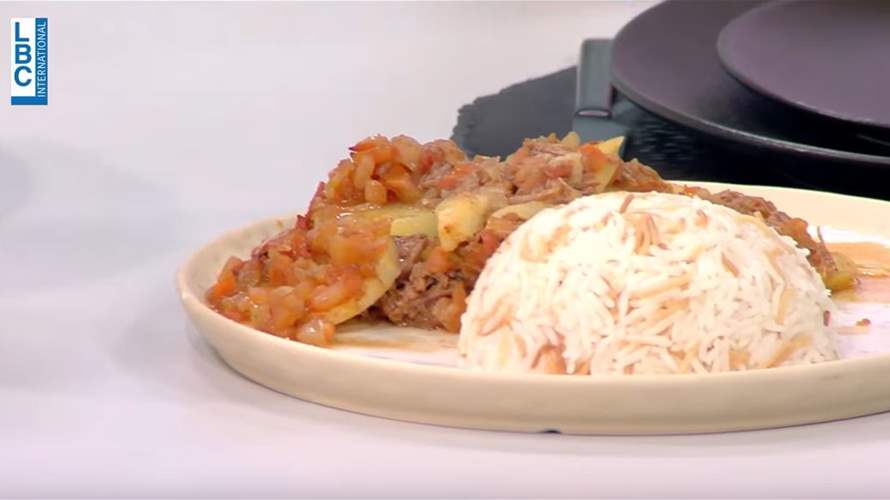يخنة البطاطا مع اللحم والأرز... وصفة لذيذة على طريقة الشيف حنا طويل (فيديو)