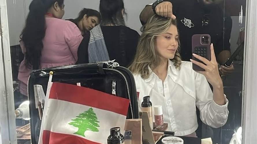 ندى كوسا في الزي الهندي على مسرح ملكة جمال العالم (فيديو)