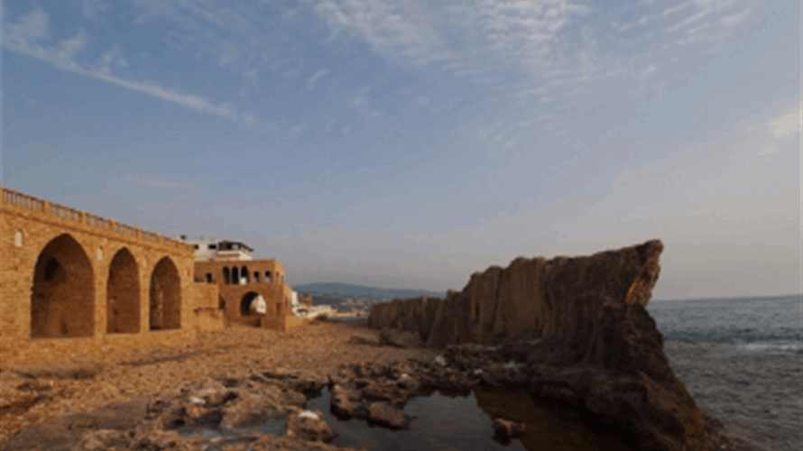 العثور على شاب مغمى عليه داخل محطة انتظار الركاب في البترون