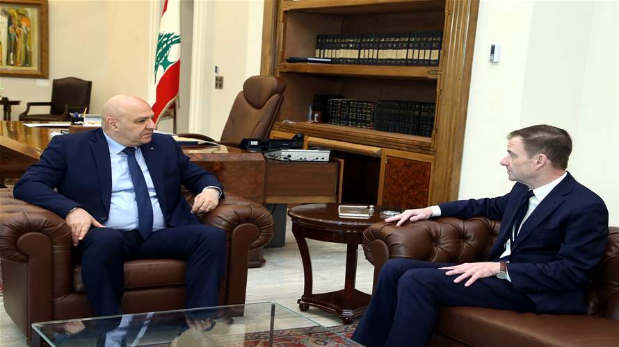 السفير الأميركي السابق لدى لبنان ديفيد هيل أجرى مع الرئيس عون جولة أفق حول التطورات الراهنة في لبنان والمنطقة