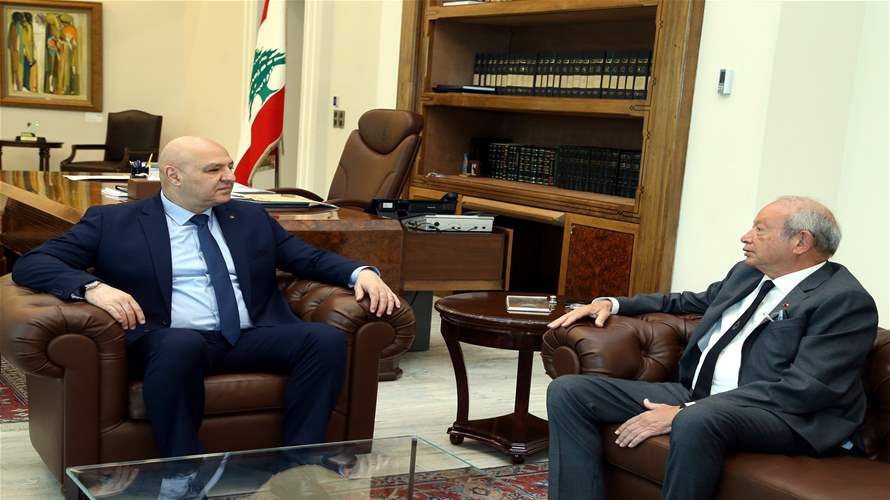 الرئيس عون عرض مع رجل الأعمال المصري نجيب ساويرس الواقع الاقتصادي الراهن في لبنان في ضوء انطلاق مسيرة الإصلاحات الاقتصادية والمالية