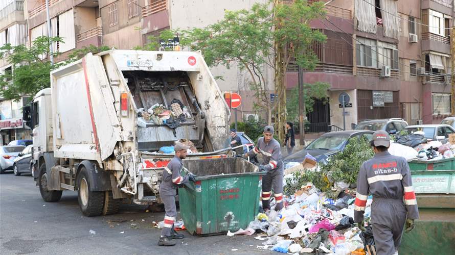 رئيس بلدية بيروت: باشَرَت شركة رامكو بجمع النفايات وإزالتها بعد أزمة التكدّس