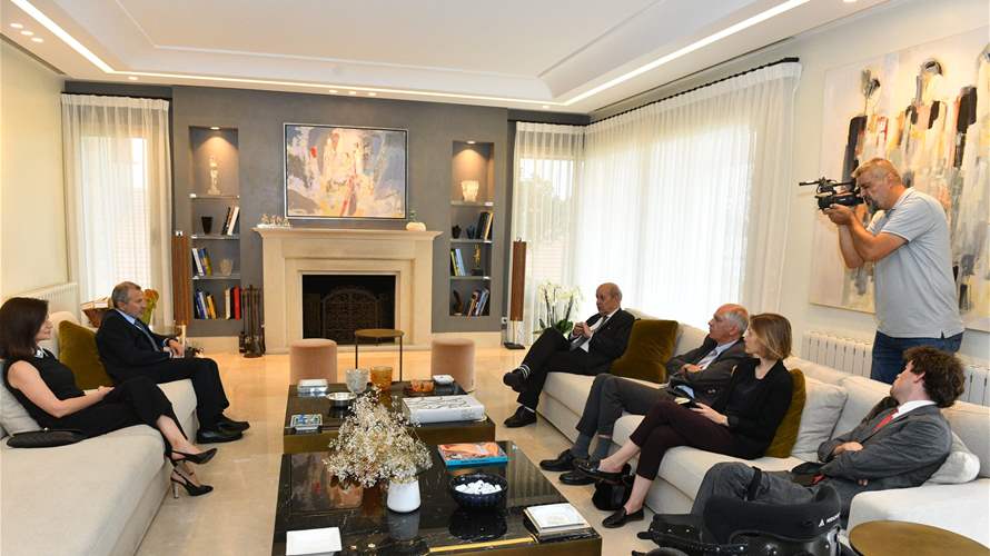 Gebran Bassil meets French Envoy Le Drian to discuss local and regional developments