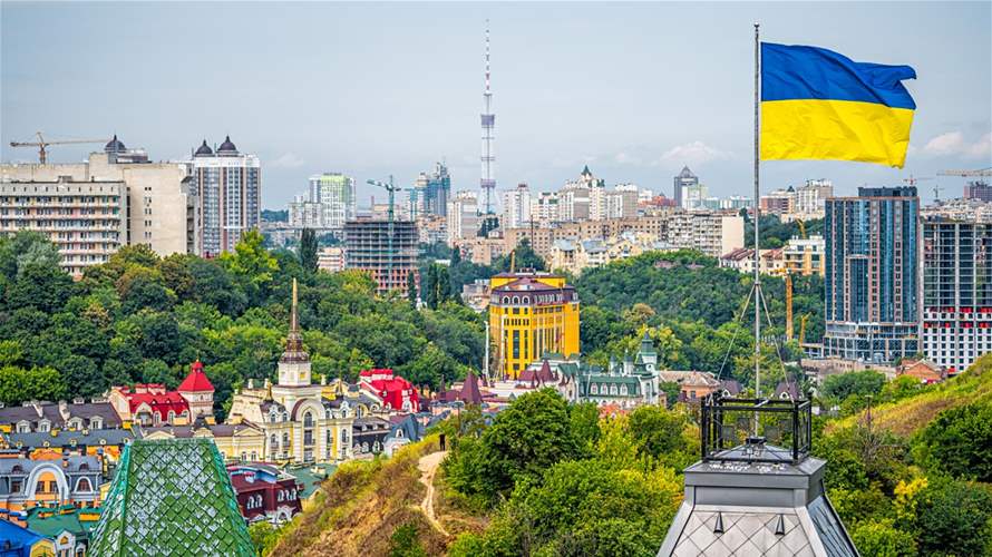 Ukraine urges its citizens to leave Israel and Iran