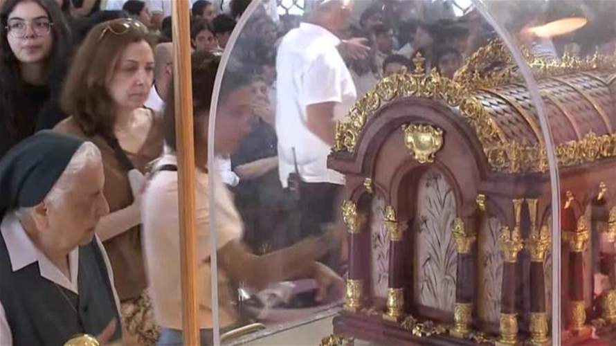 ذخائر القديسة تيريزا تواصل مسيرتها لليوم الخامس...