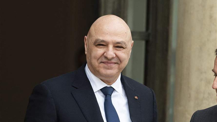 الرئيس عون عرض مع زواره للاوضاع واطلع من السفير الألماني على مساعدة بلاده للجيش