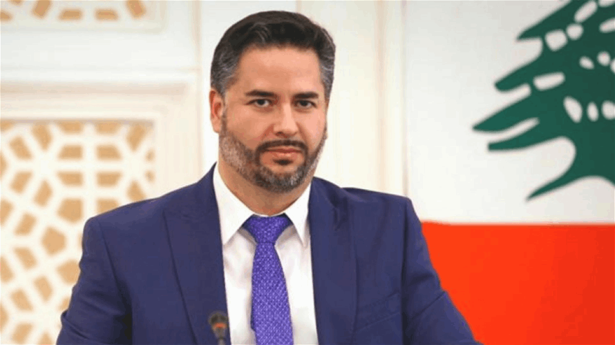 Beirut Judge issues arrest warrant for former Economy Minister Amin Salam
