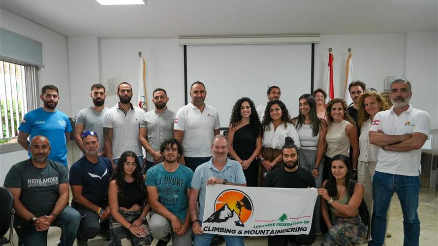 إنجازات عالمية جديدة في تسلق الجبال... نيللي عطّار أول لبنانية وعربية تتسلق أعلى 5 قمم في العالم 