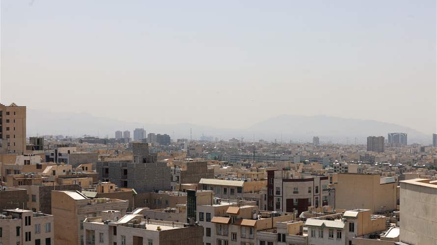 Israel launches fresh wave of strikes on western Iran