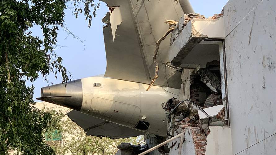 تحليل بيانات الصندوقين الأسودين للطائرة الهندية المنكوبة