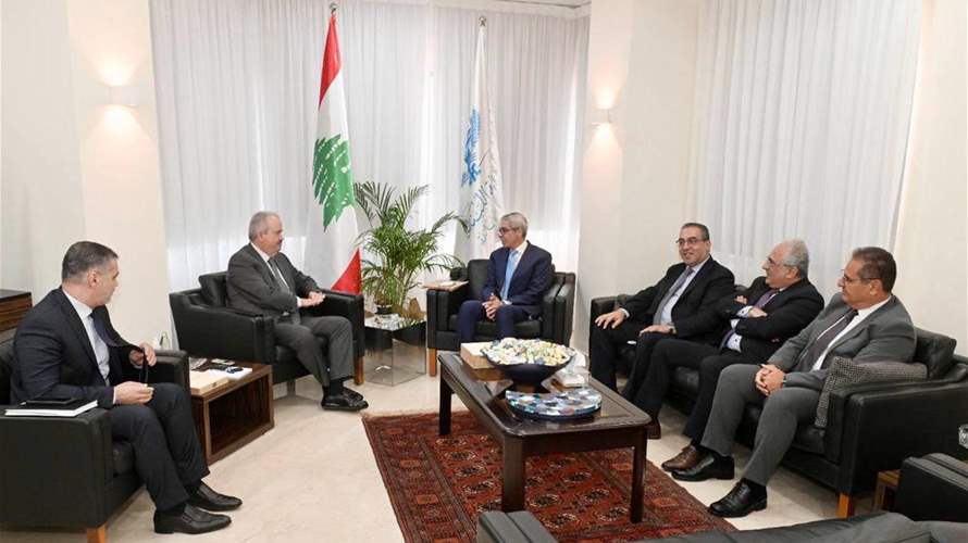 جابر يبحث مع جمعية الضرائب الاجراءات الضريبية