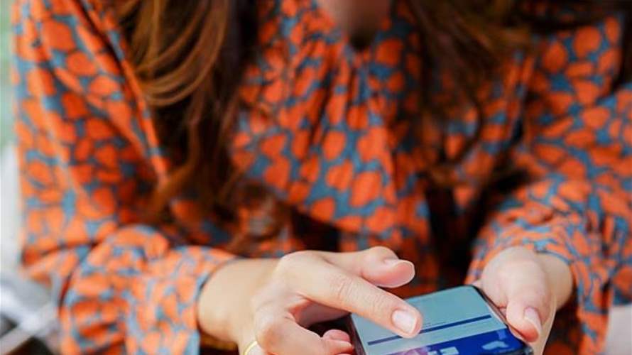أنفقت 50 ألف دولار وكادت أن تخسر عملها... والسبب: خطأ من ميتا!