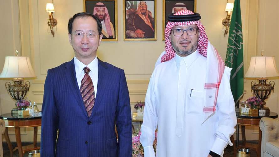 السفير السعودي يستقبل سفير الصين الجديد... وعرض للتطورات السياسية الراهنة