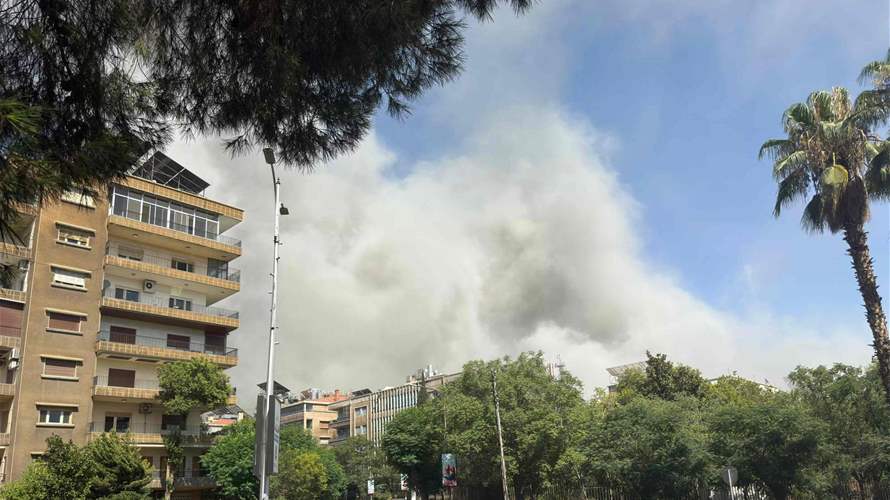 رويترز عن مصدرين: دبلوماسيون غربيون كانوا قرب وزارة الدفاع السورية وقت الهجوم الإسرائيلي