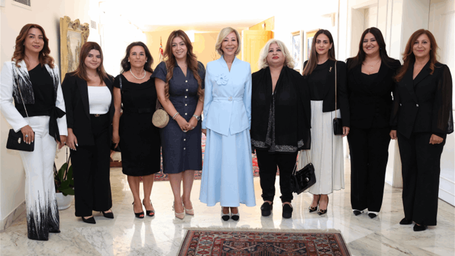 السيدة الأولى عرضت مع لجنة شؤون المرأة في بطريركية الكاثوليك سبل التعاون لتمكين النساء وتعزيز دورهن في المجتمع