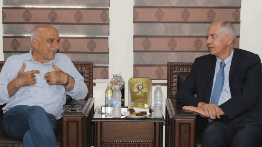 ماغرو في صور للتنمية والإطلاع على إحتياجات المدينة وإعادة الإعمار