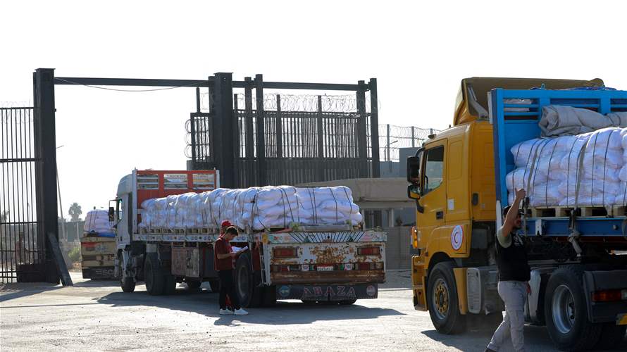 Israel says Gaza got 120 trucks of aid on day one of pause