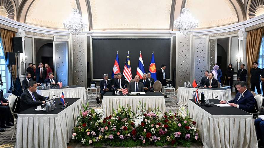 Truce talks start between Thailand and Cambodia in Malaysia
