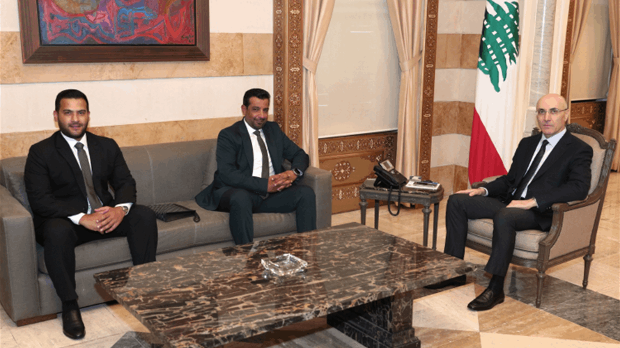 وزير الداخلية إستقبل مسؤولًا أمنيًا كويتيًا ونوابًا وترأس إجتماعًا حول تنظيم تركيب ألواح الطاقة الشمسية